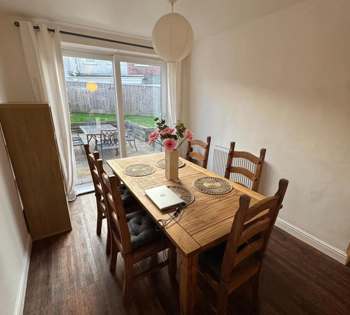 Holiday home Light, Spacious & Simplistic 3 Bed Home Exeter United Kingdom